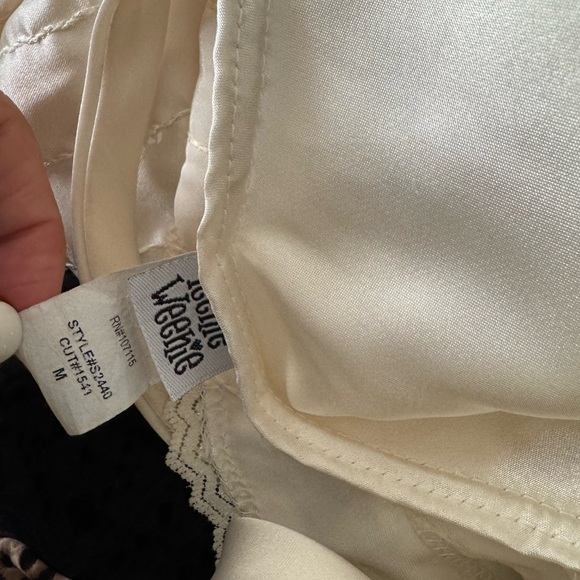 Vintage y2k Cream Sparkly Camisole - Picture 6 of 6